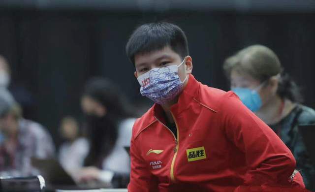 上课被男同桌用震蛋高潮
