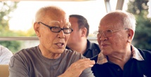 张淼怡泳装照图片